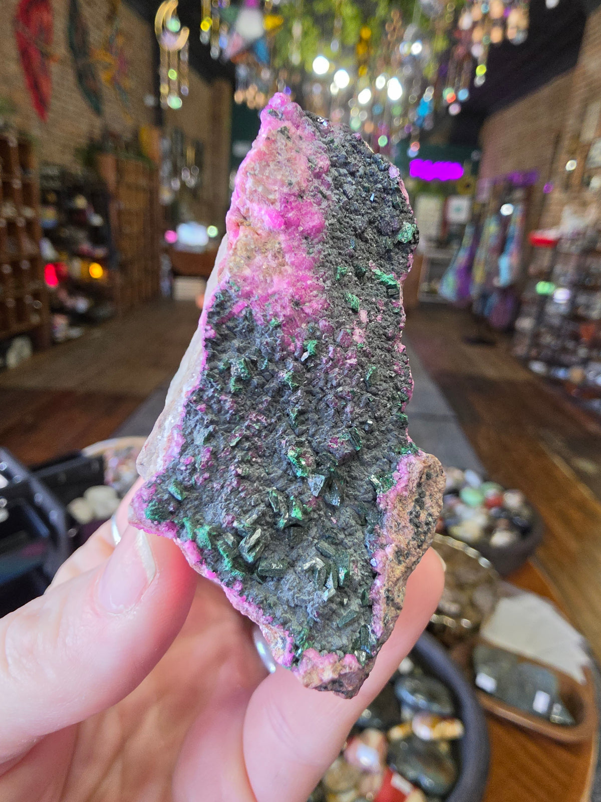 Malachite and Heterogentite on Colbalto Calcite