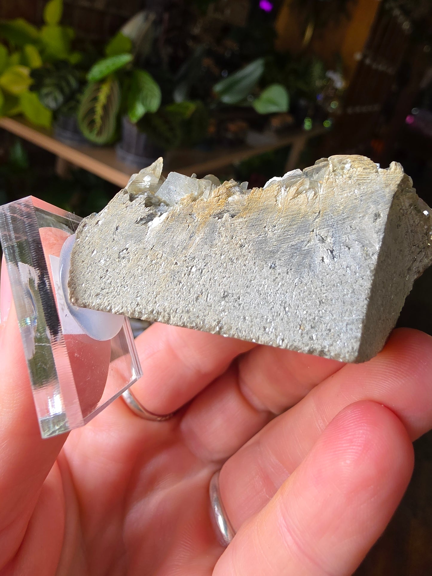 Aquamarine on Muscovite
