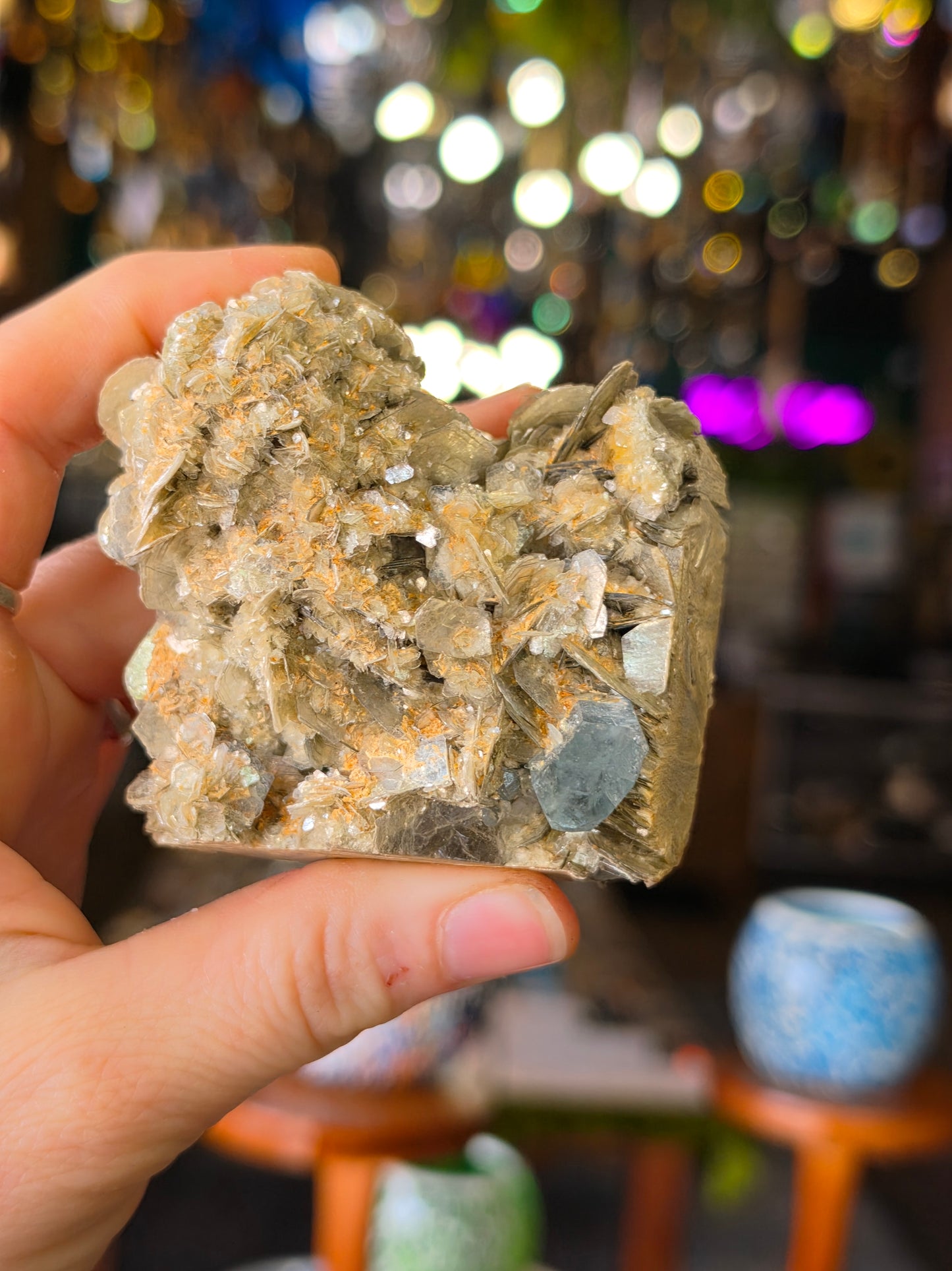 Aquamarine on Muscovite
