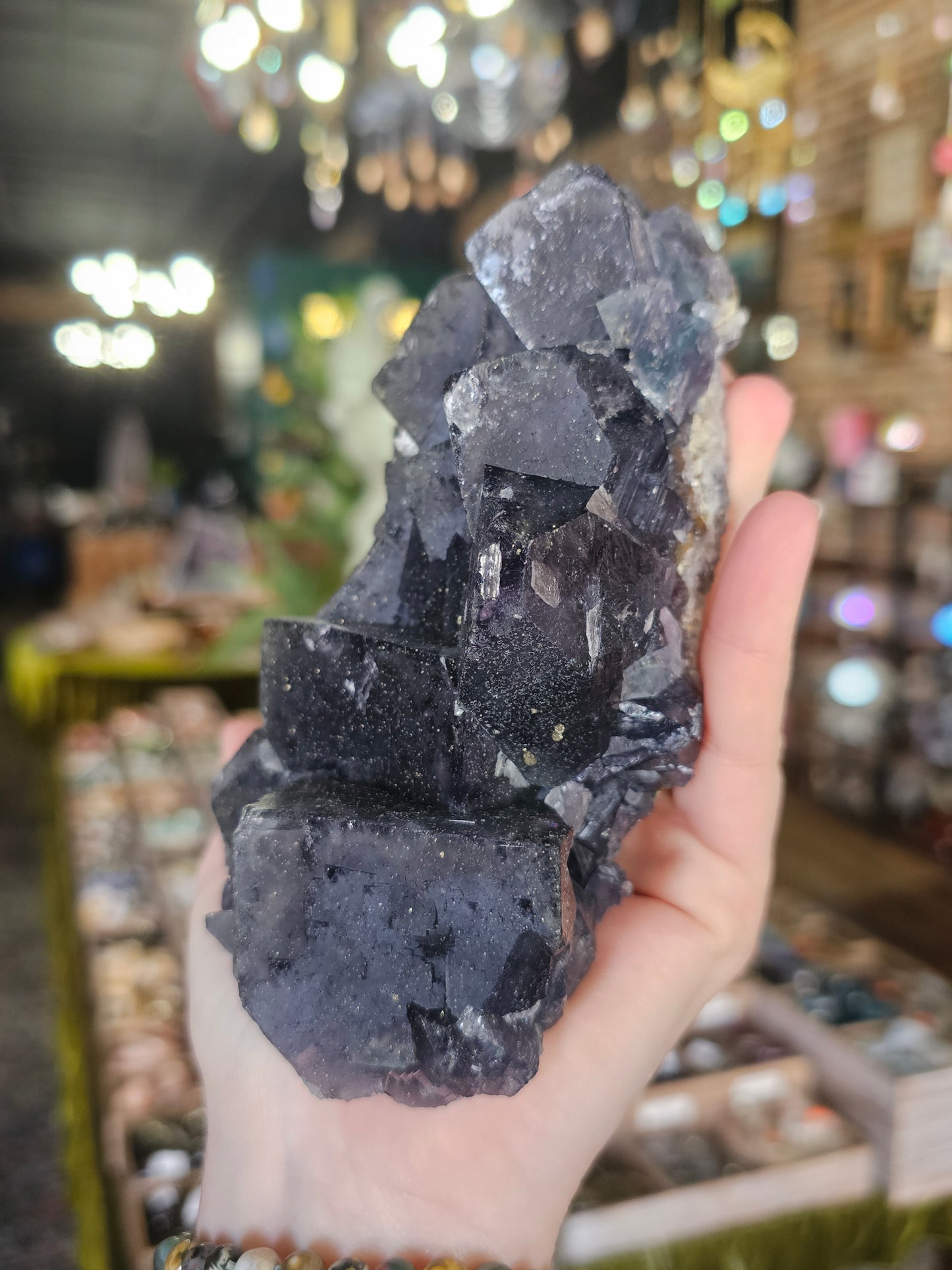Daylight UV Reactive Fluorite