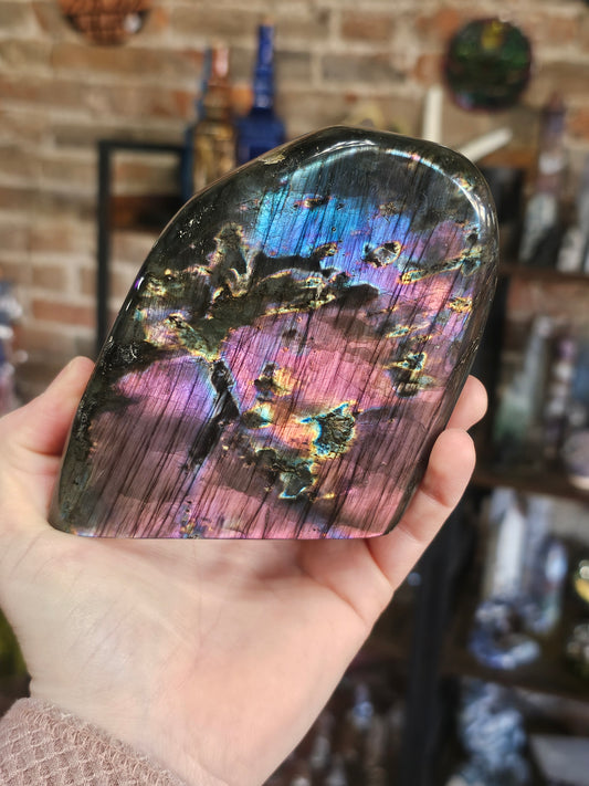 Labradorite Freedorm