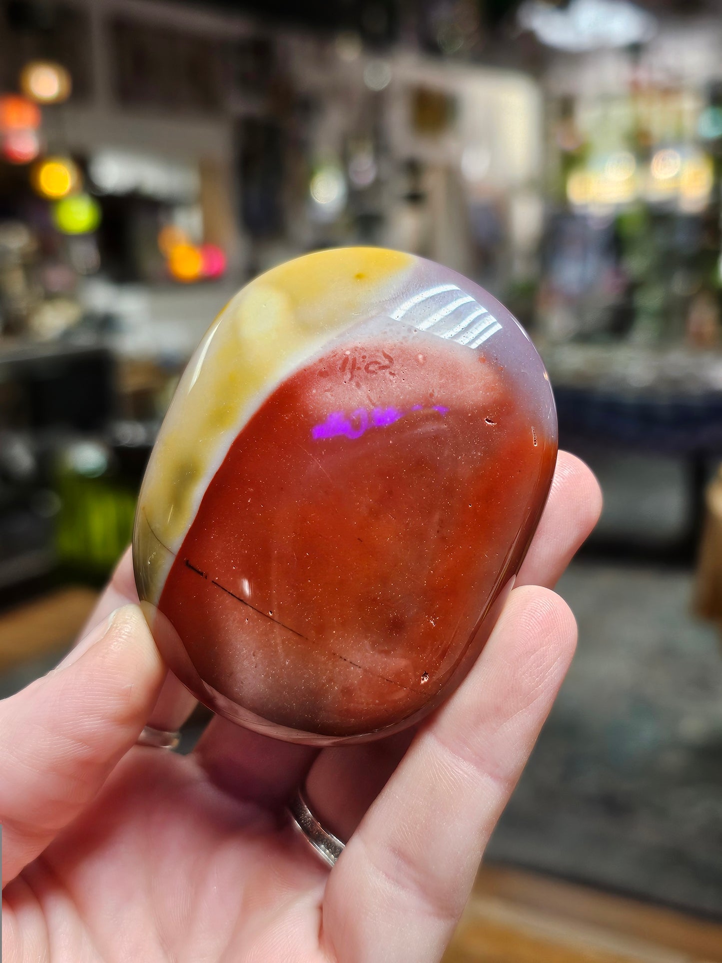 Mookaite Palmstone