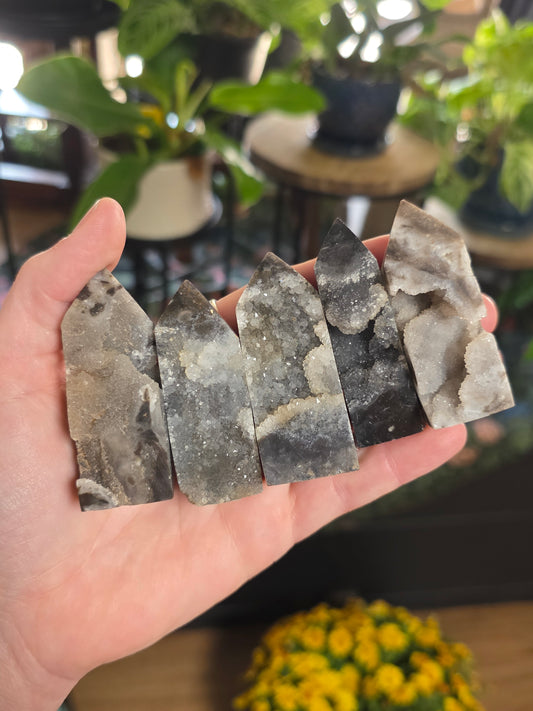 Mini Druzy Point