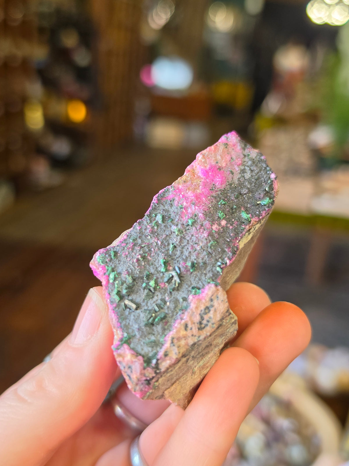 Malachite and Heterogentite on Colbalto Calcite