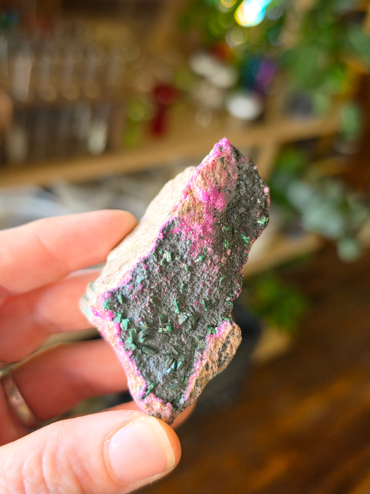 Malachite and Heterogentite on Colbalto Calcite