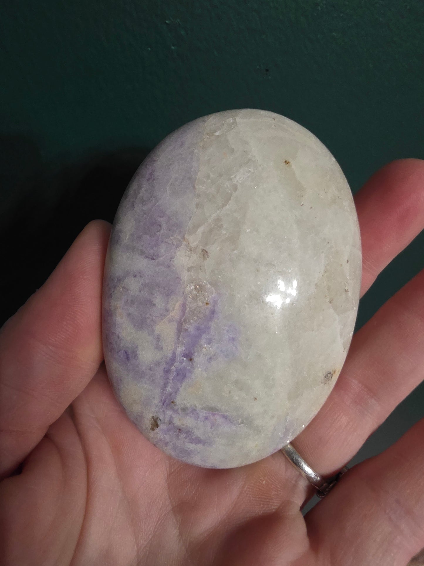 Hackmanite Palmstone