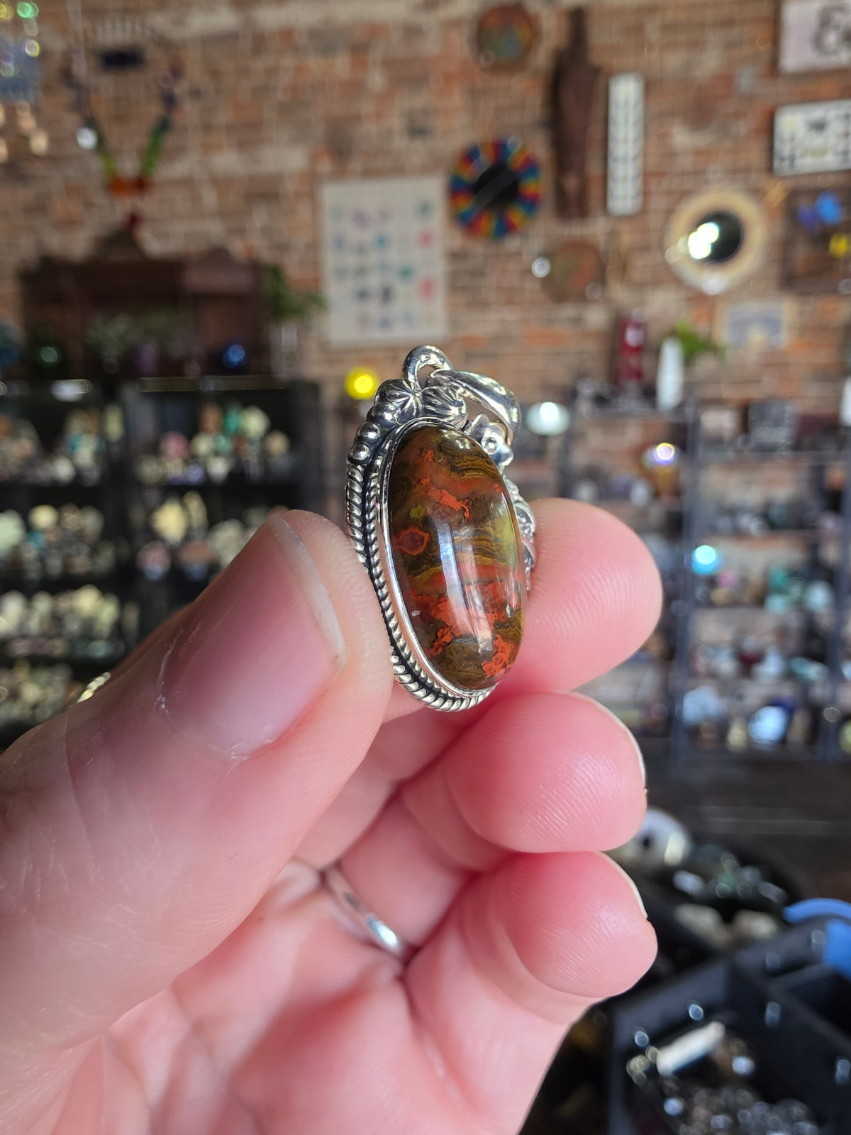 Moroccan Seam Agate Pendant