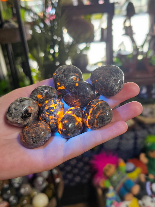 Fluorescent Sodalite