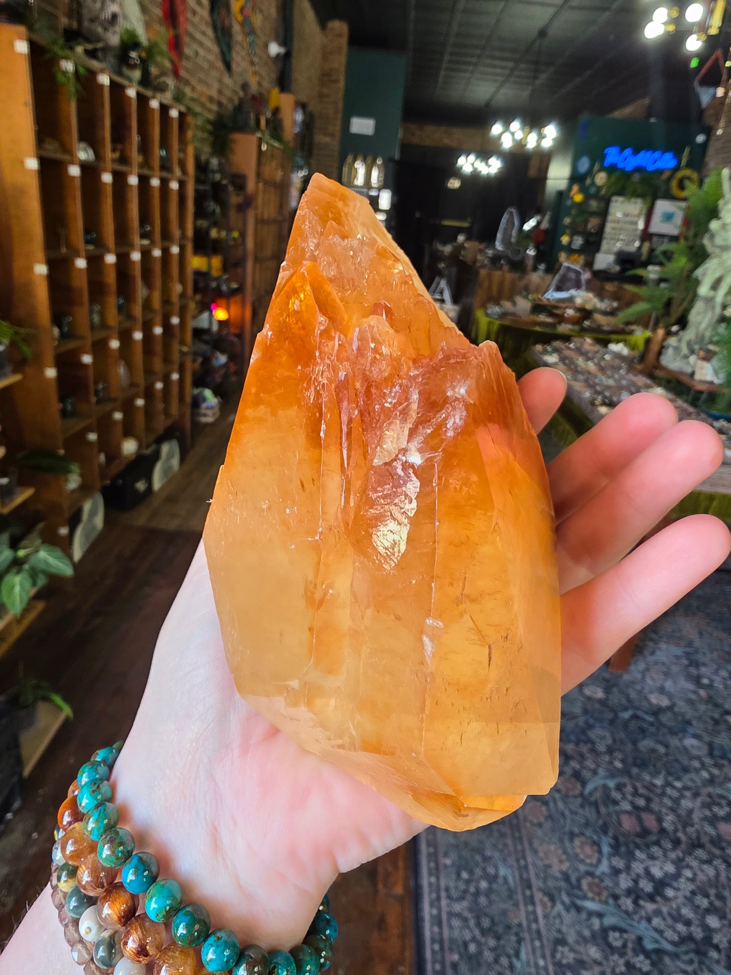 Sphalerite on Calcite