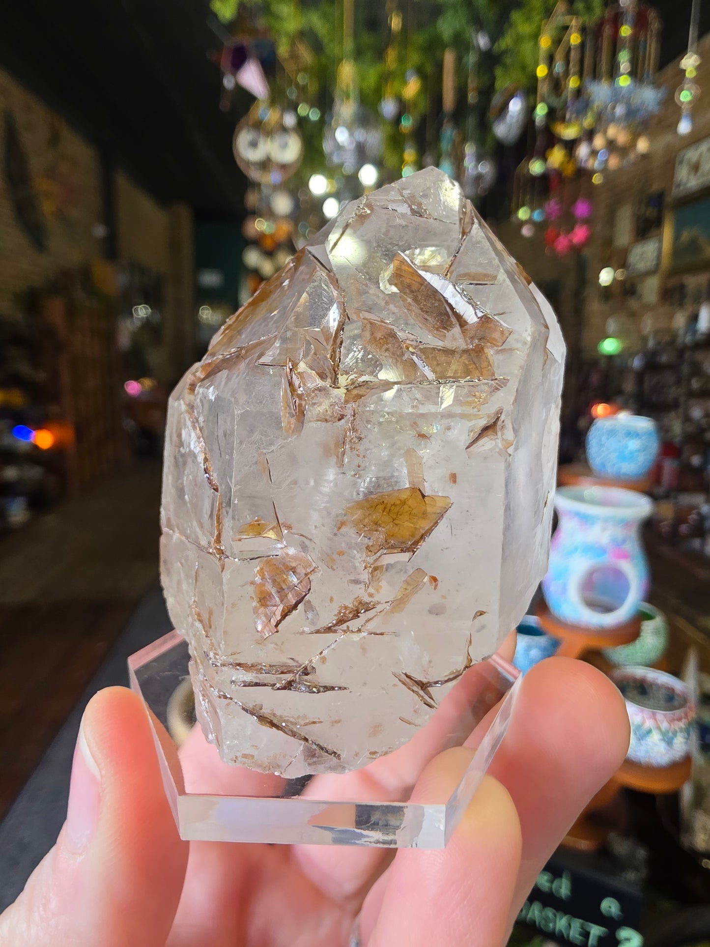 Brookite in Quartz