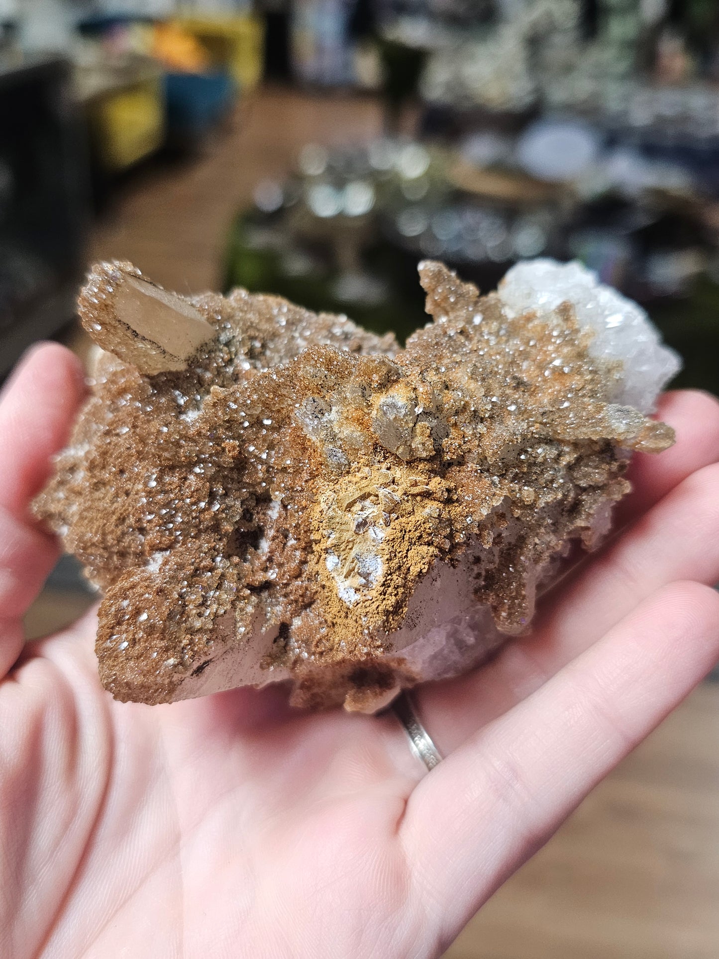 Calcite on Quartz