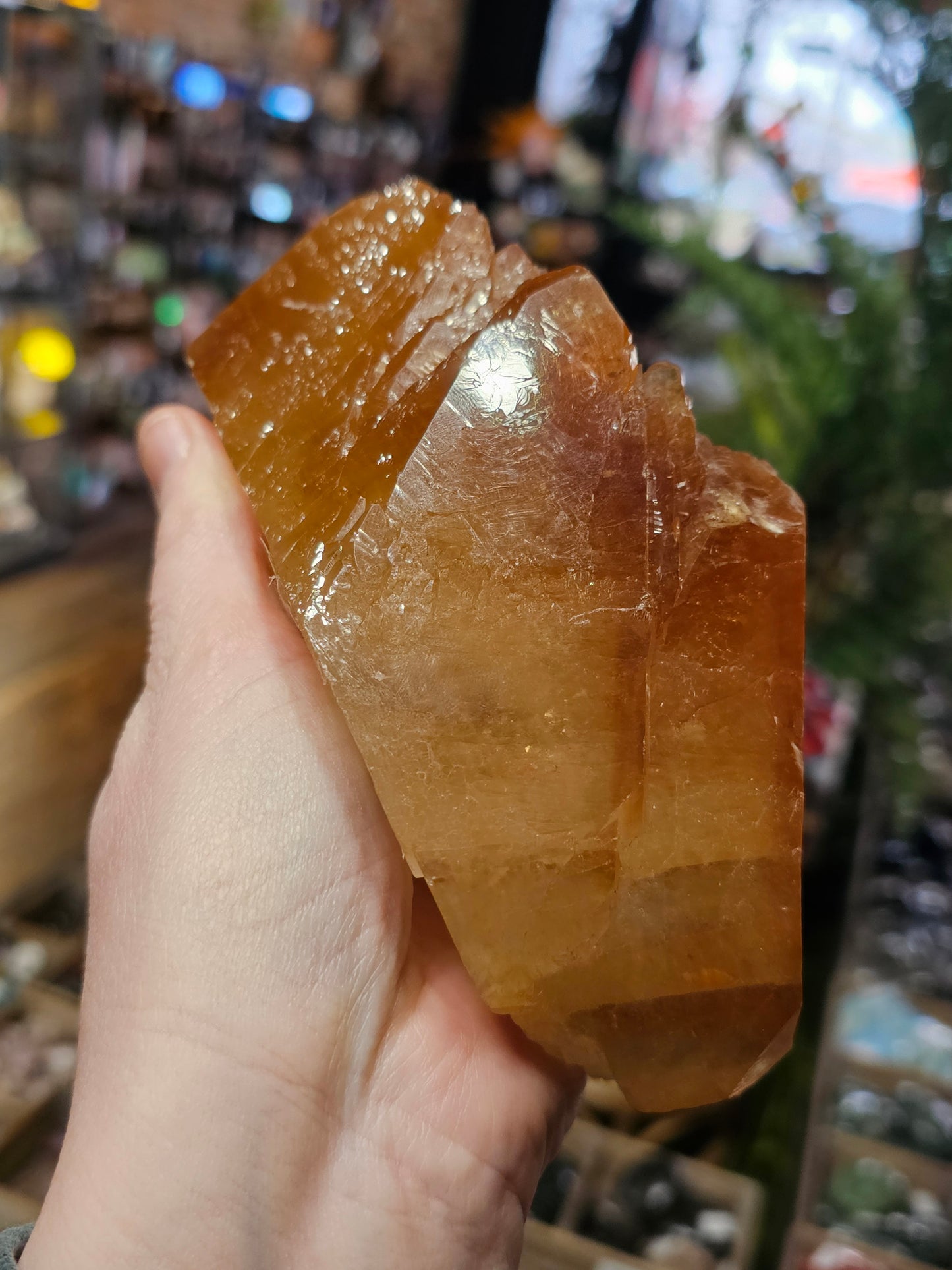 Sphalerite on Calcite