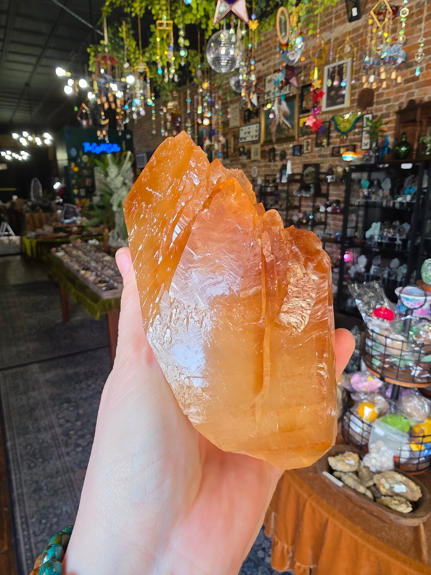 Sphalerite on Calcite