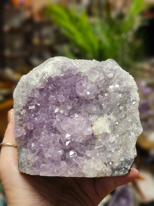 Amethyst Cut base