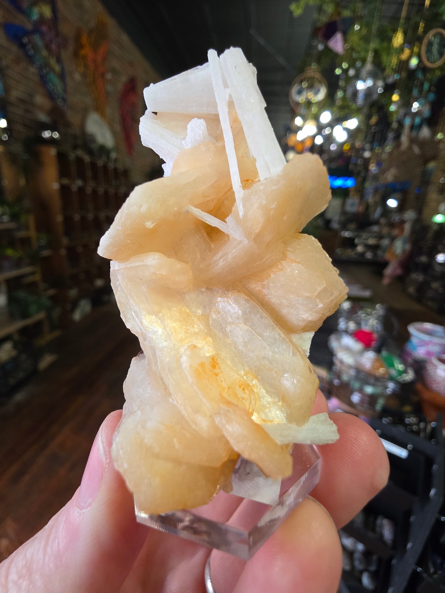 Scolecite on Peach Stilbite
