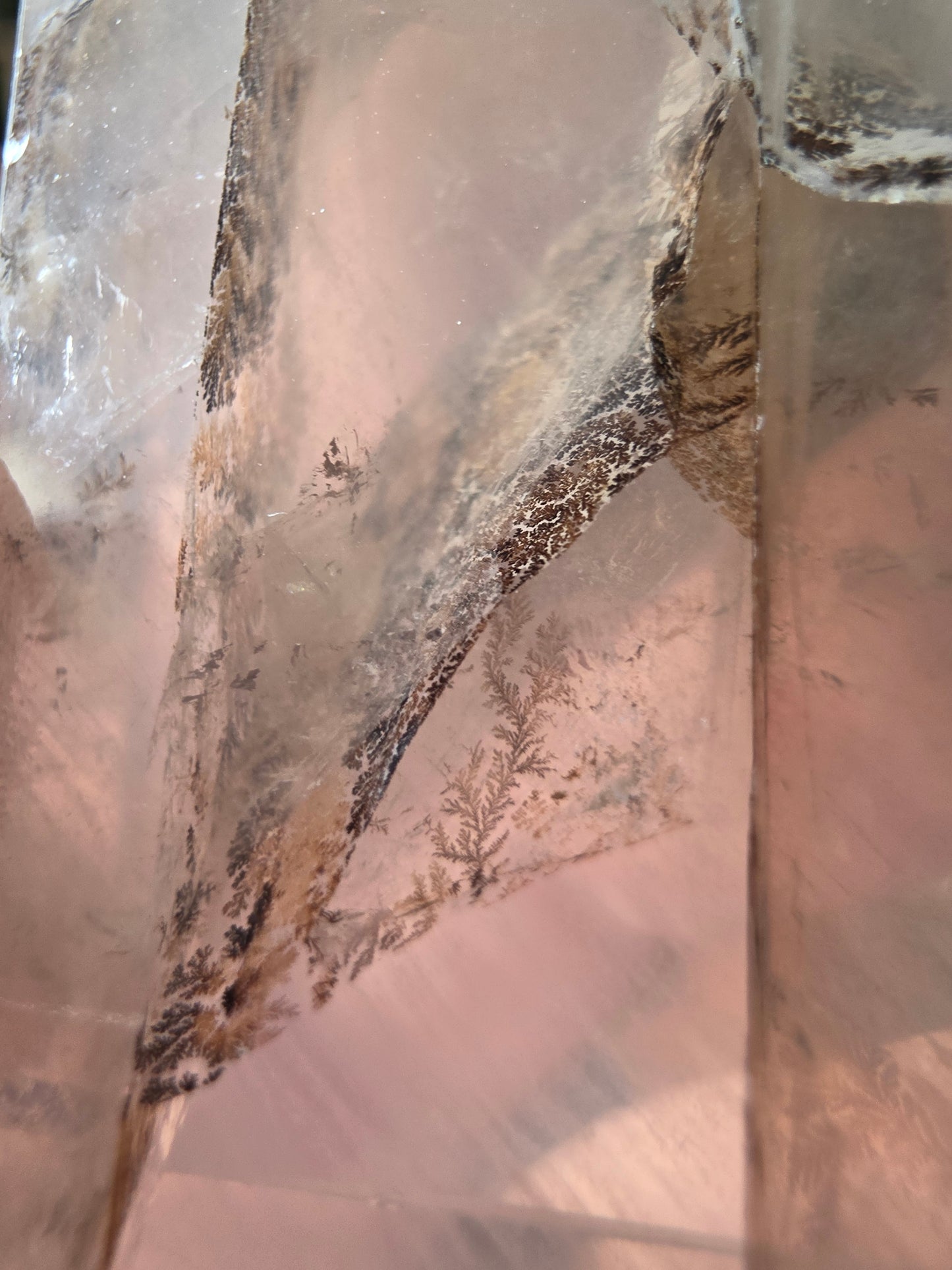 Dendritic Girasol Quartz Point