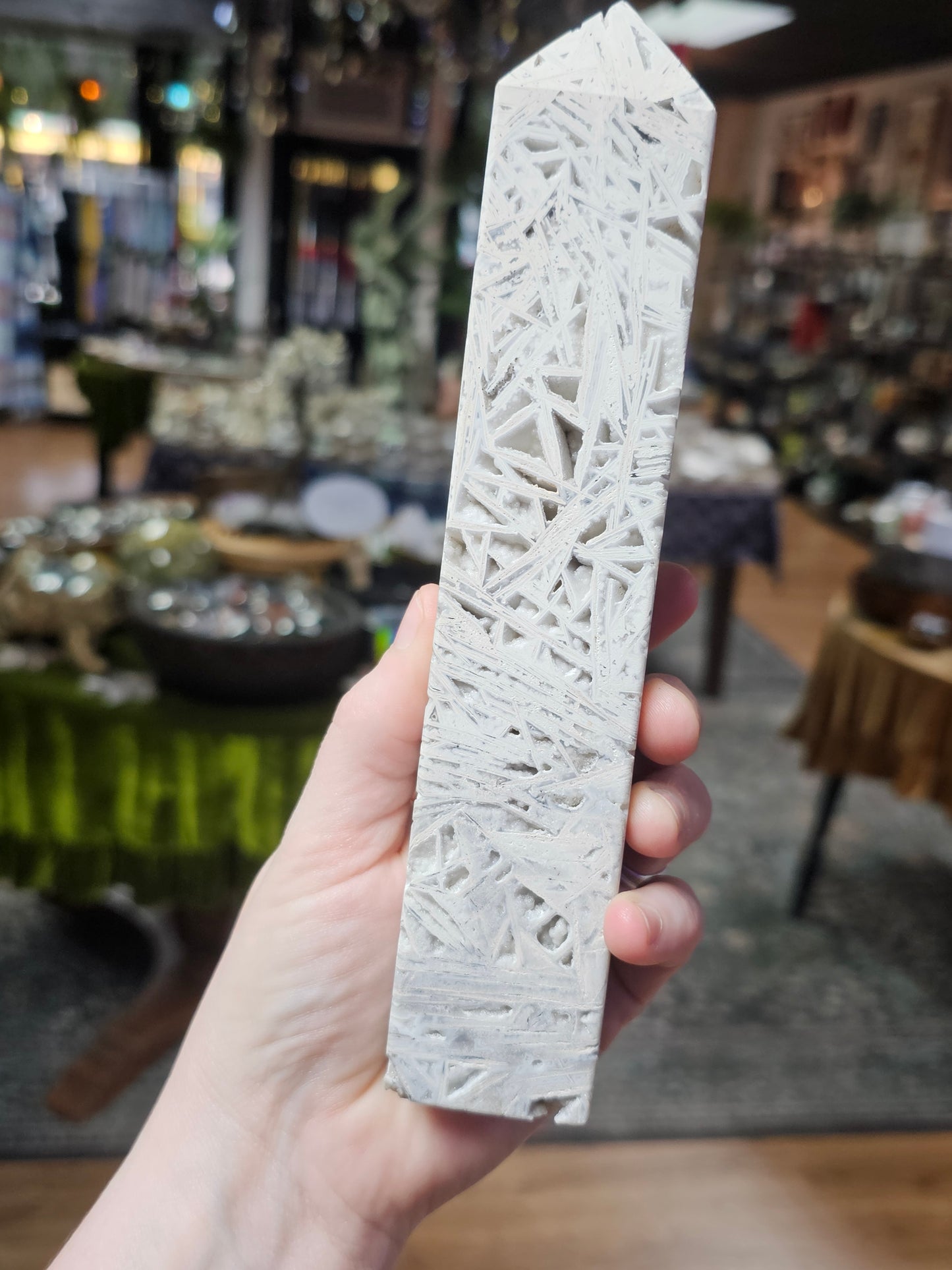 Lattice Lace Agate Tower