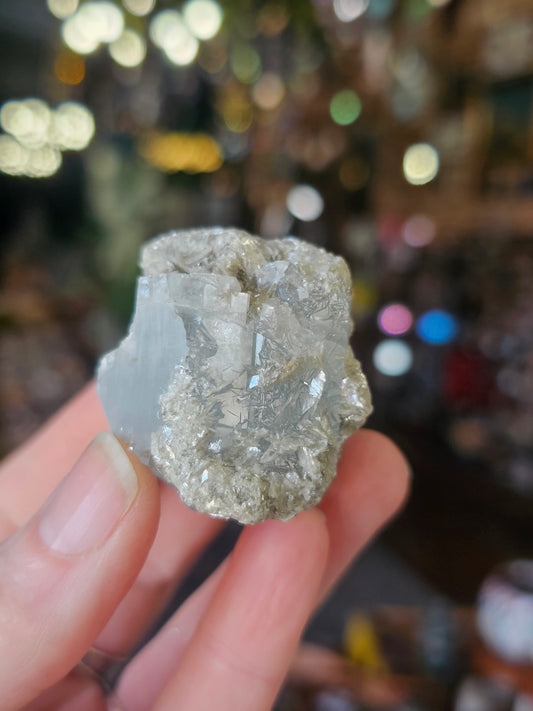 Muscovite on Aquamarine