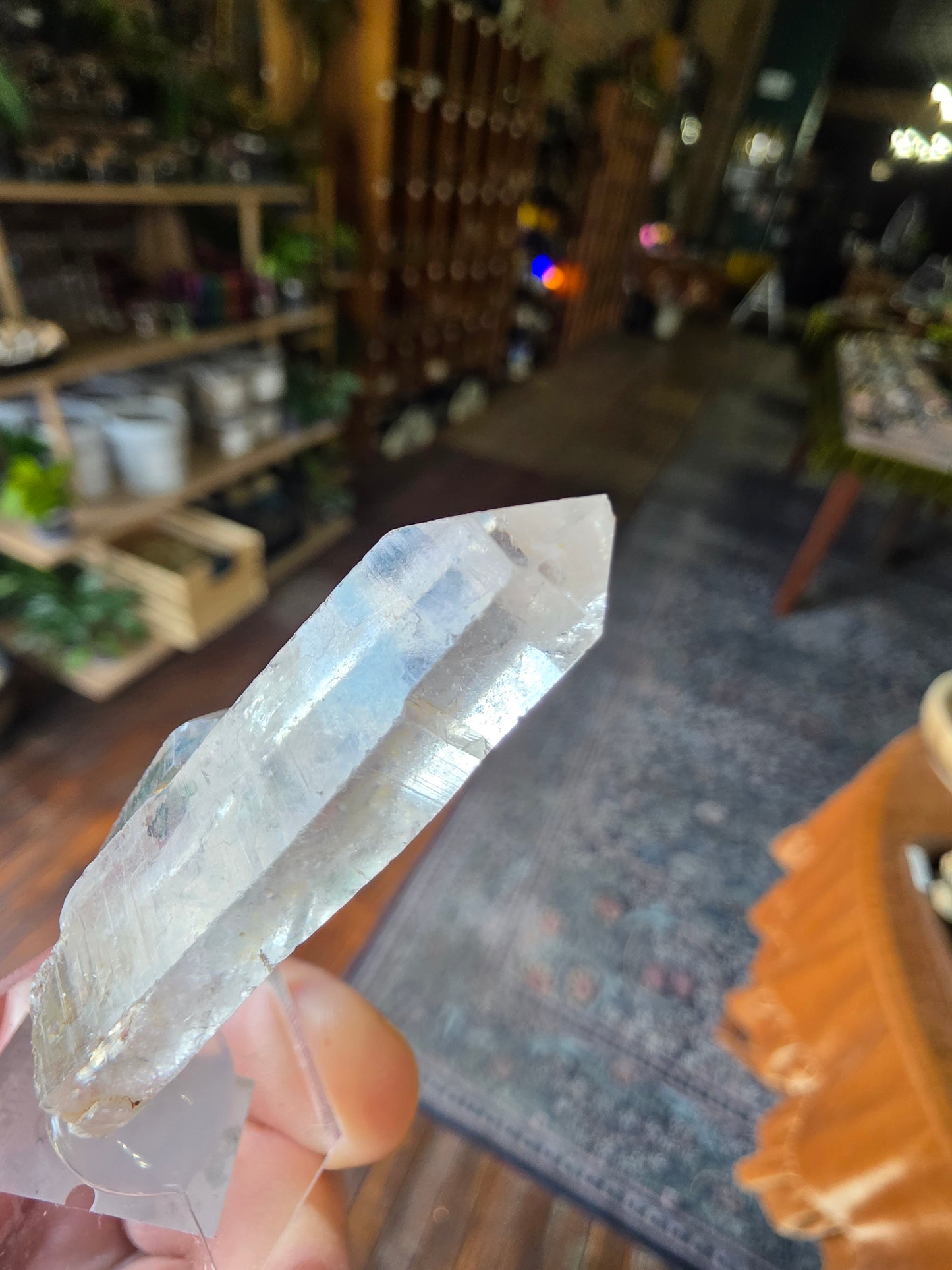 Uncommon Clinochlorite Trapiche Inclusions in Quartz