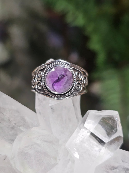 Size 8 Amethyst ring