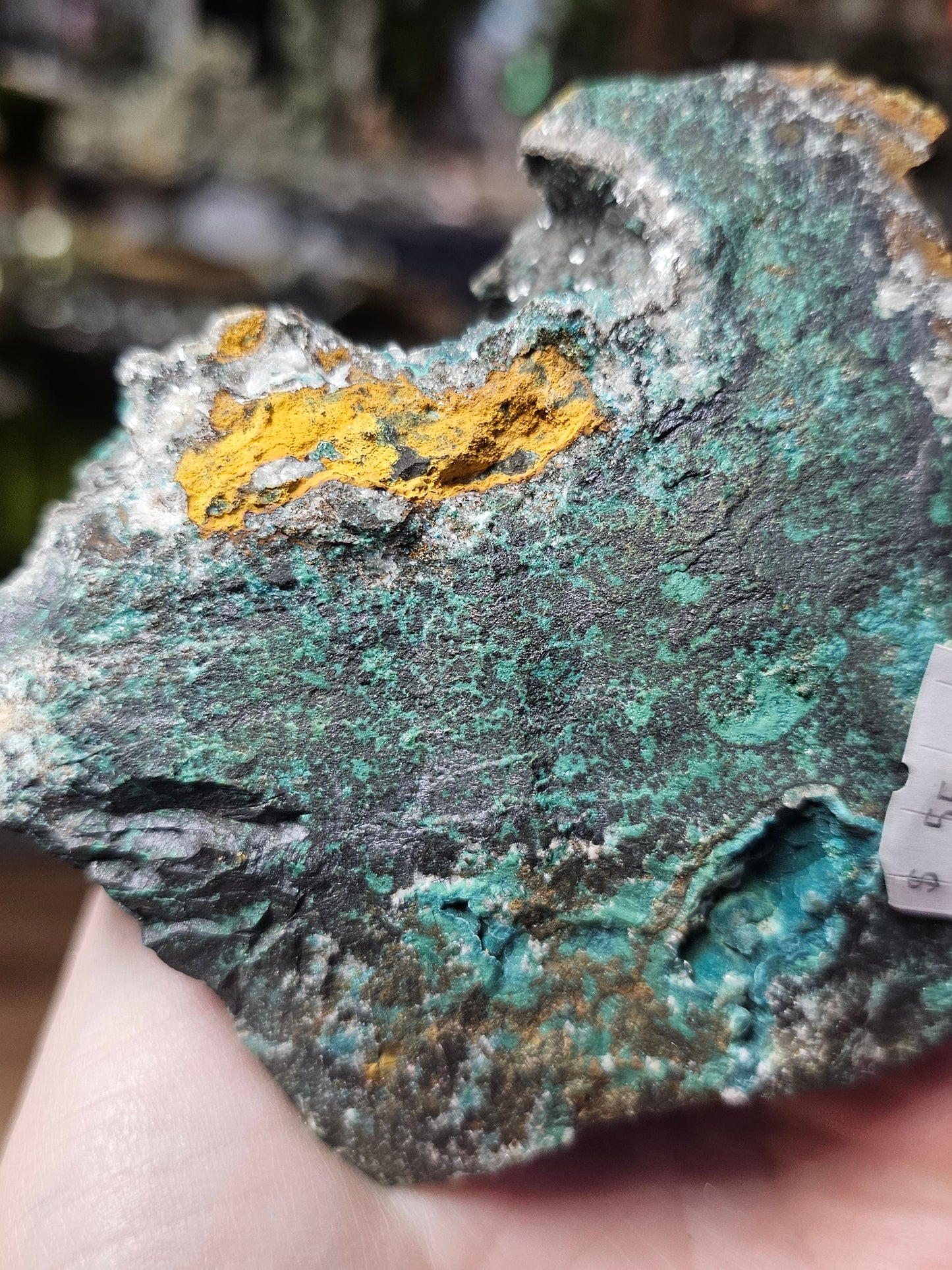 Fluorecent Rosatite and Calcite
