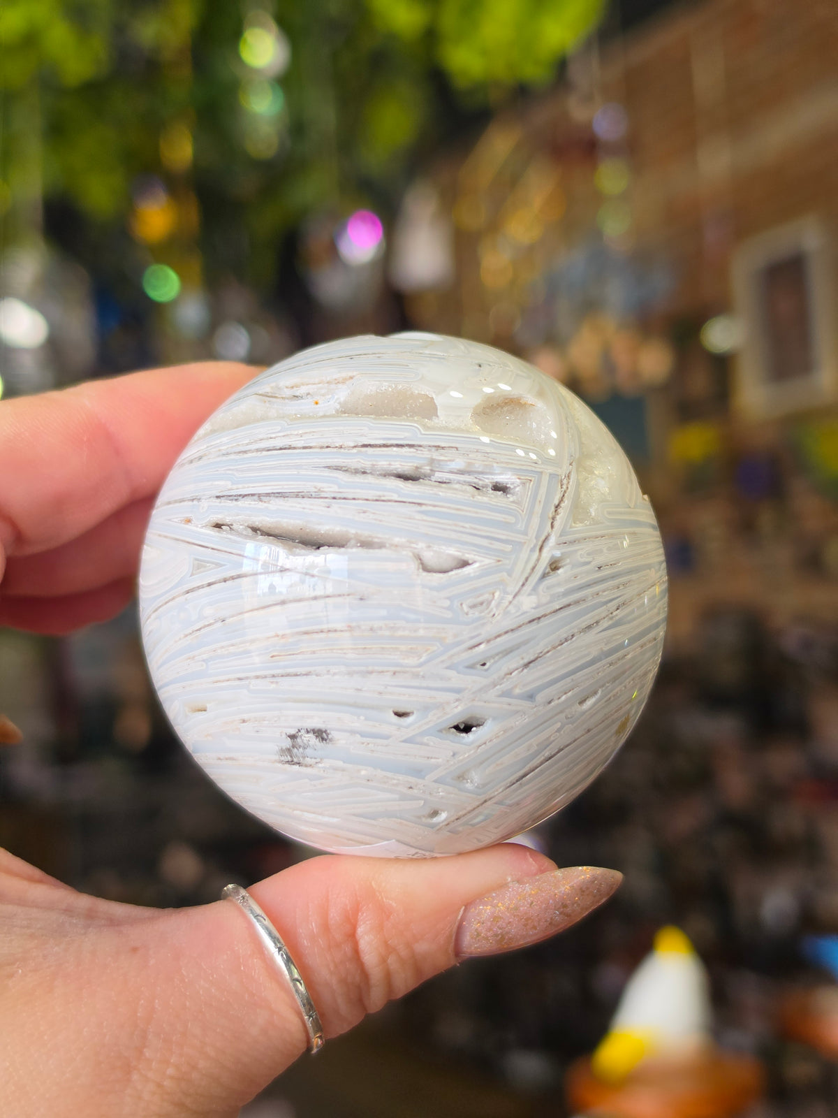 Lattice Lace Agate Sphere