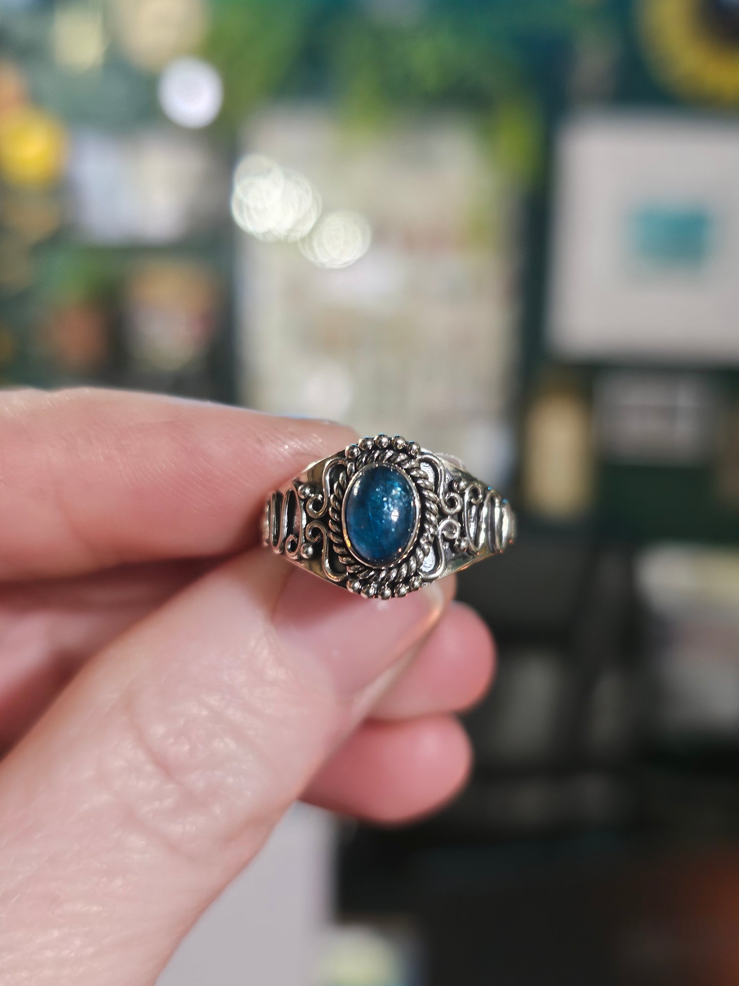 Size 8 Blue Apatite Ring