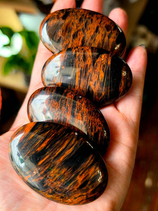 Mahogany Obsidian Palmstone