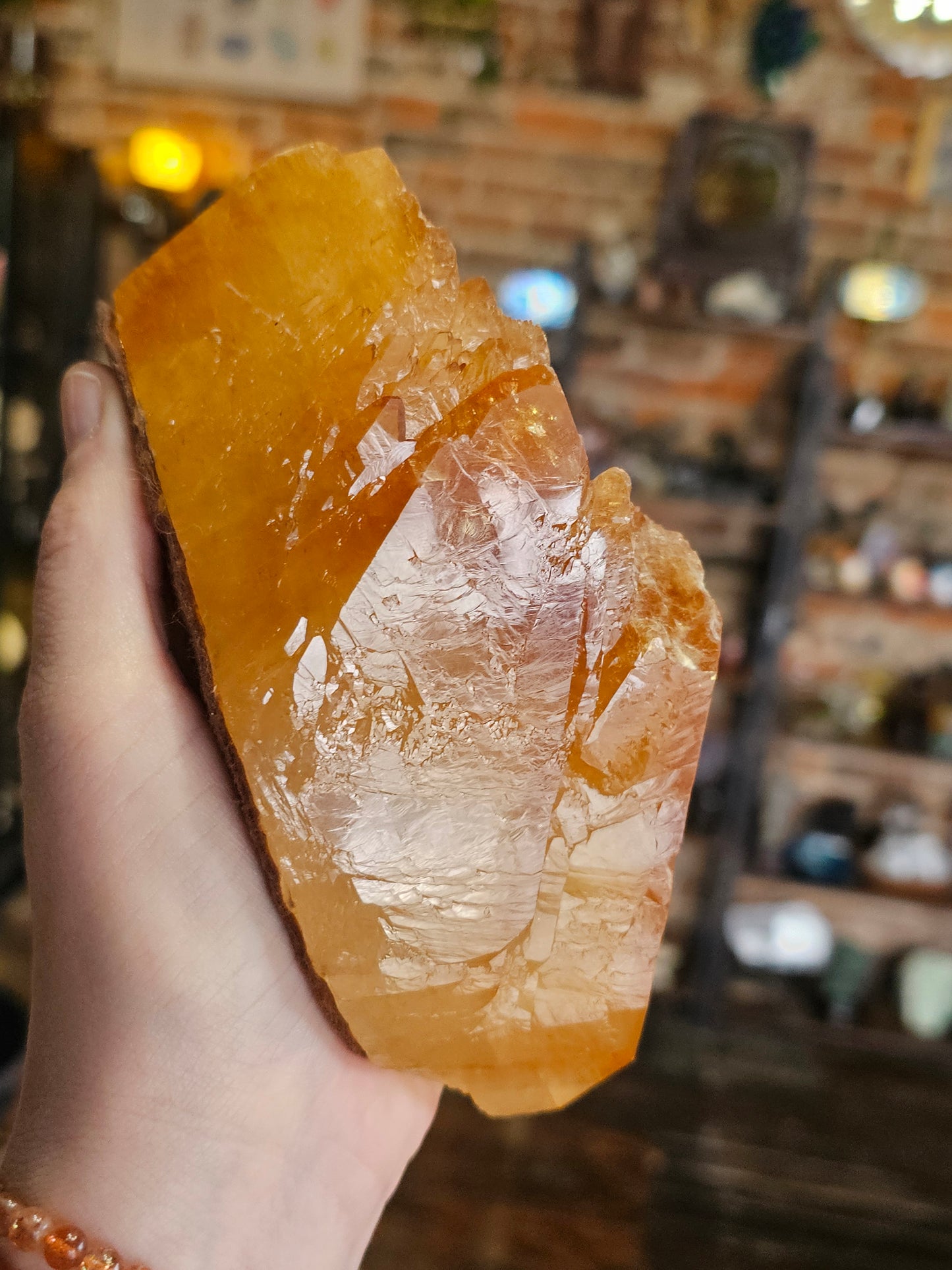 Sphalerite on Calcite