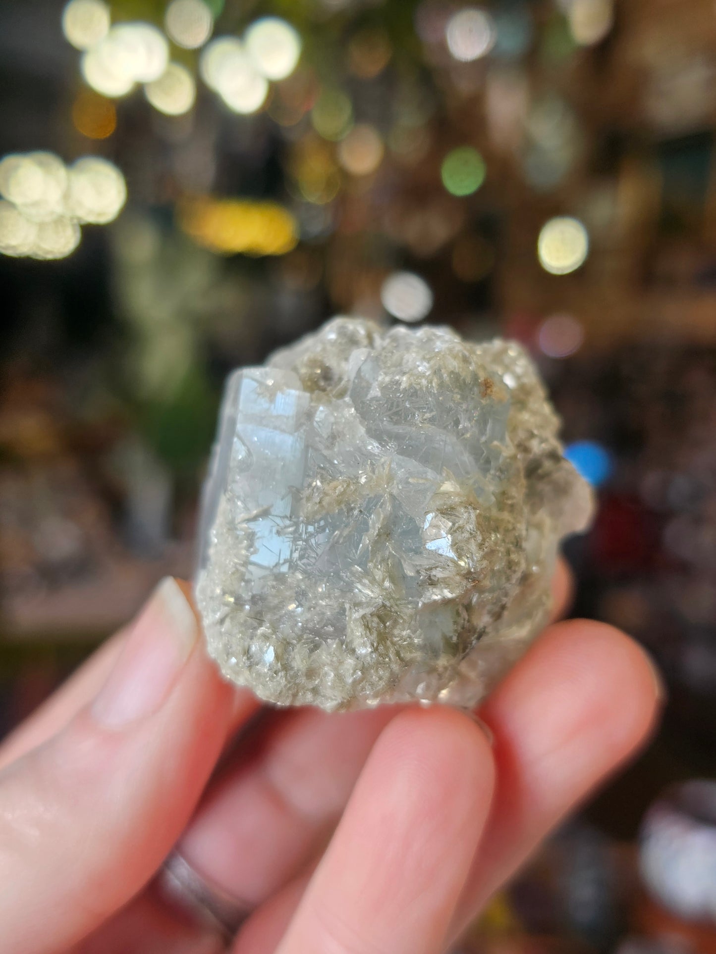 Muscovite on Aquamarine