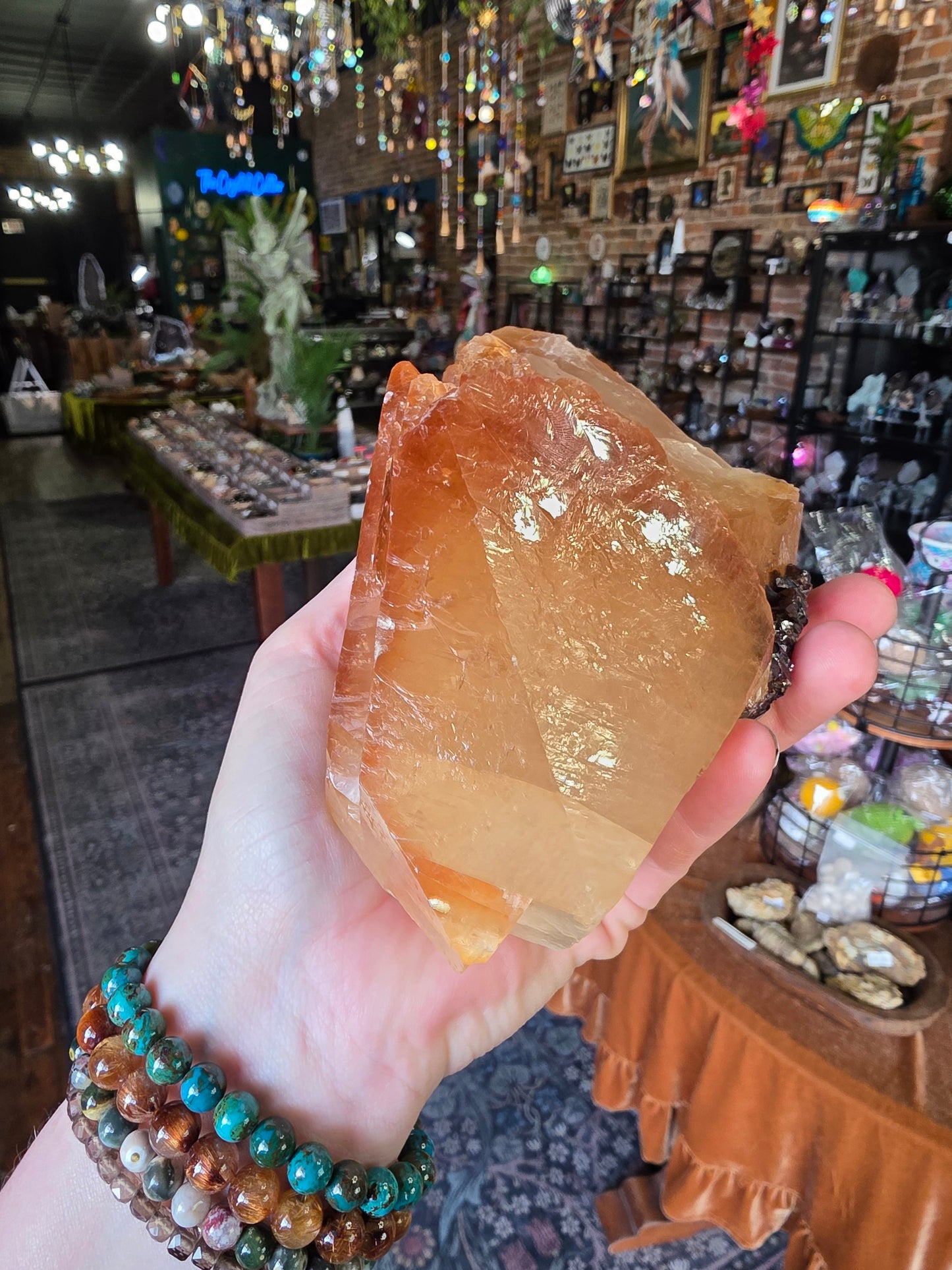 Sphalerite on Calcite