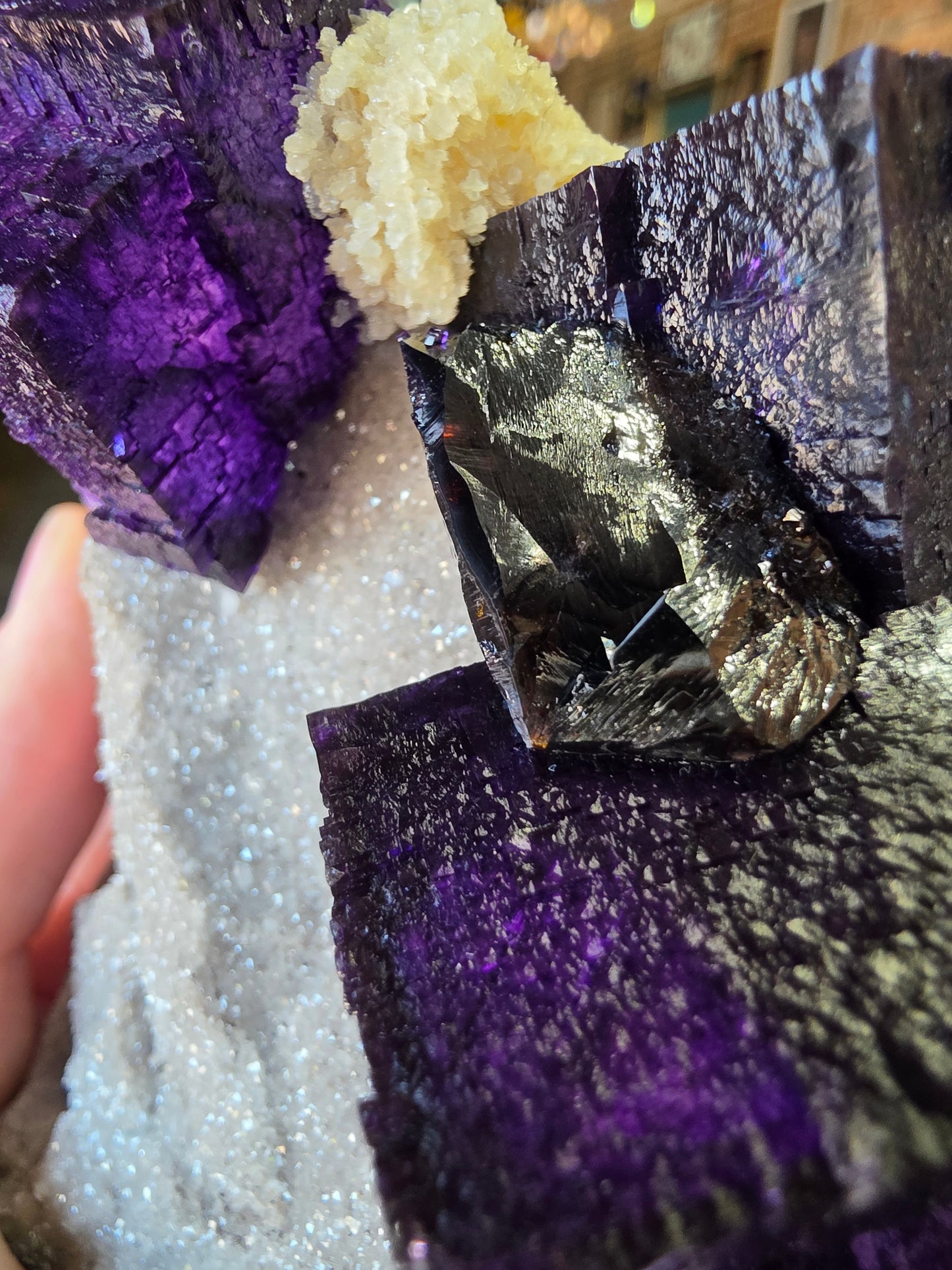 Fluorite, Sphalerite, Barite on Druzy Quartz