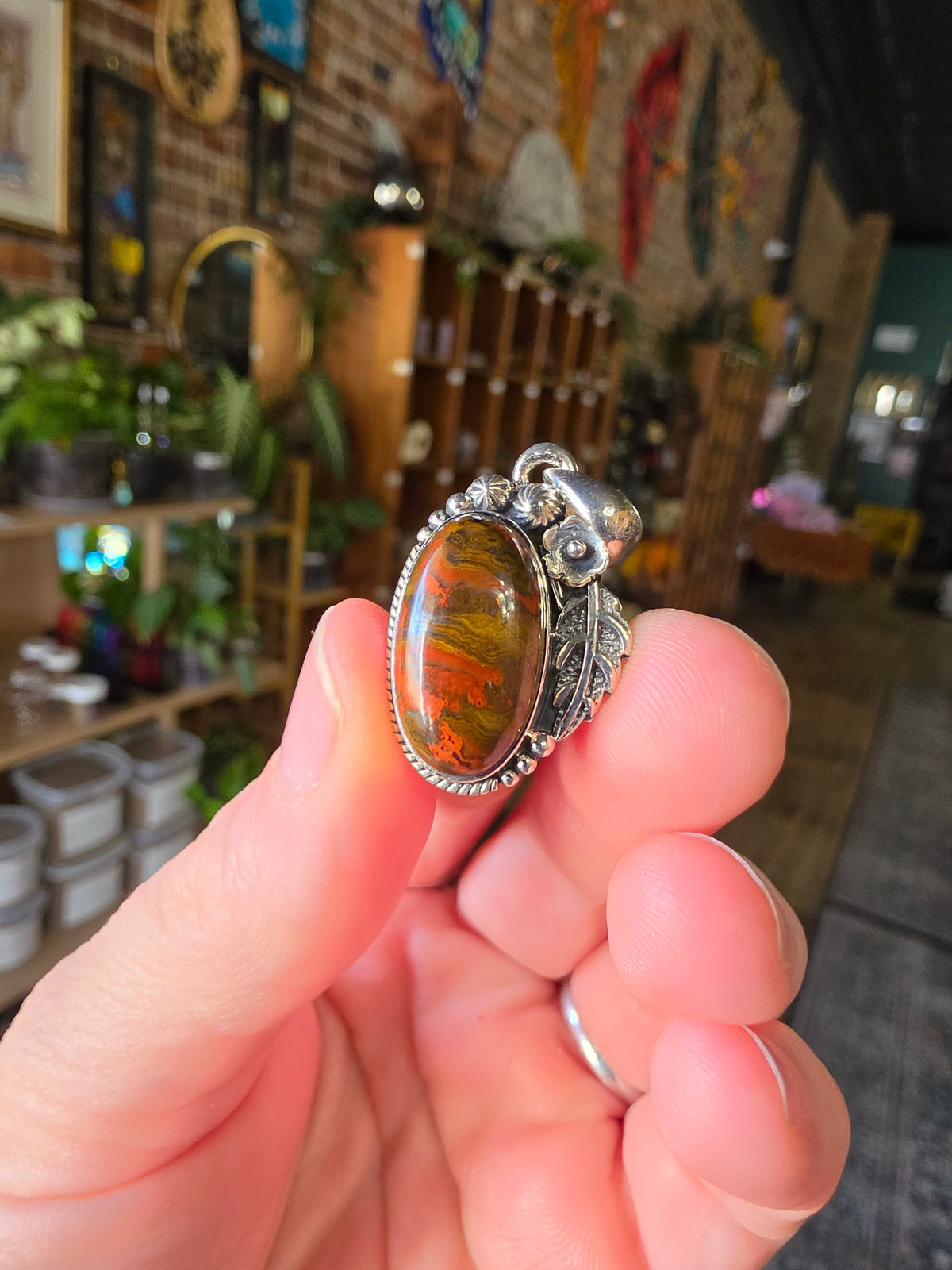 Moroccan Seam Agate Pendant