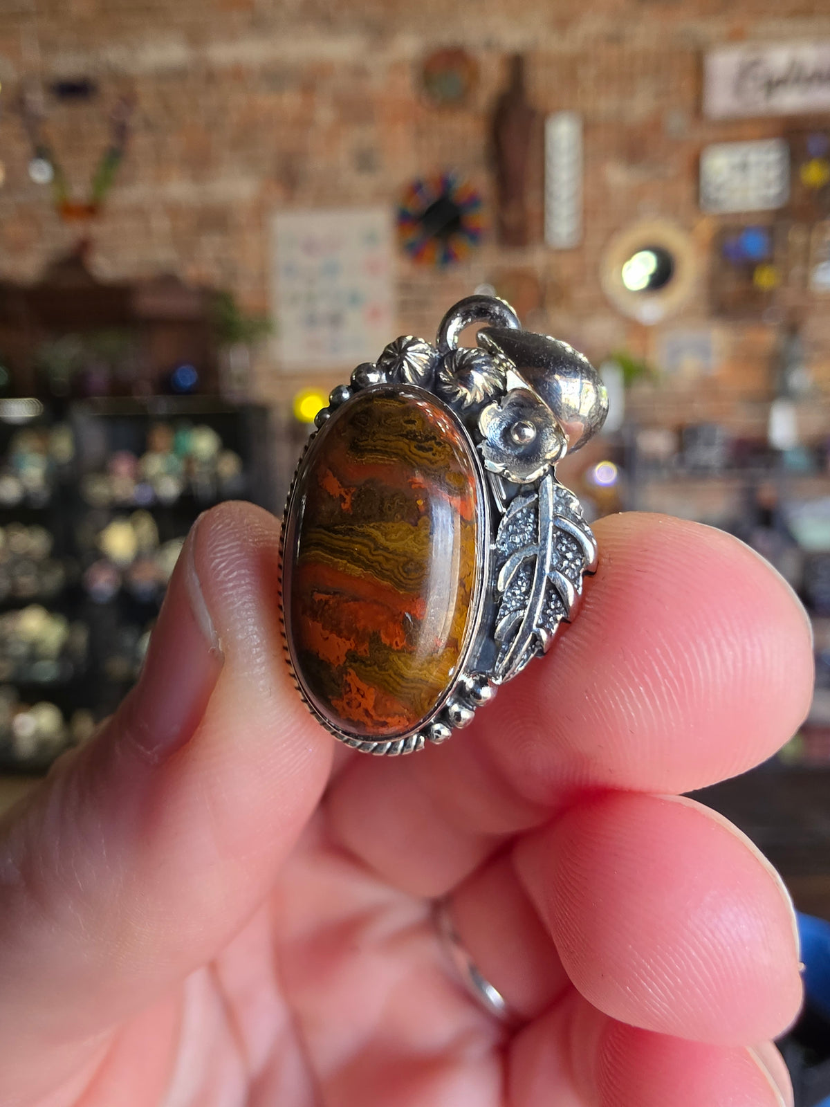 Moroccan Seam Agate Pendant