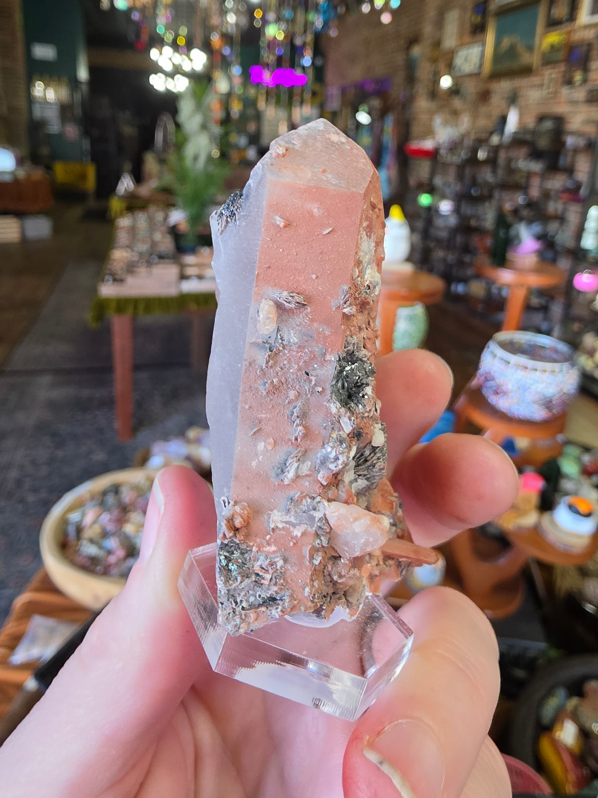Specular Hematite on Quartz
