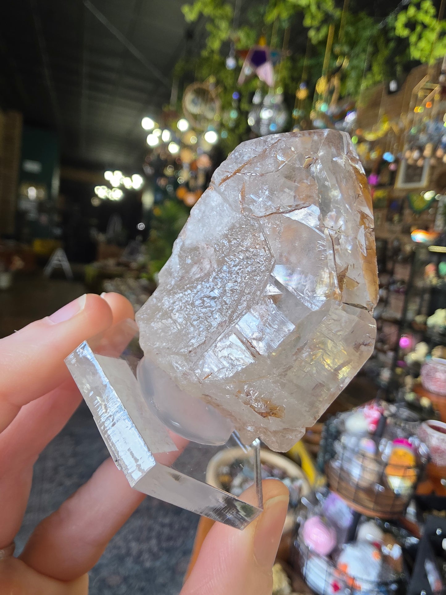 Brookite in Quartz