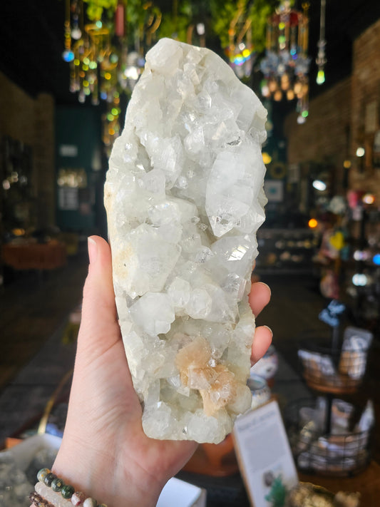 Stilbite on Apophyllite