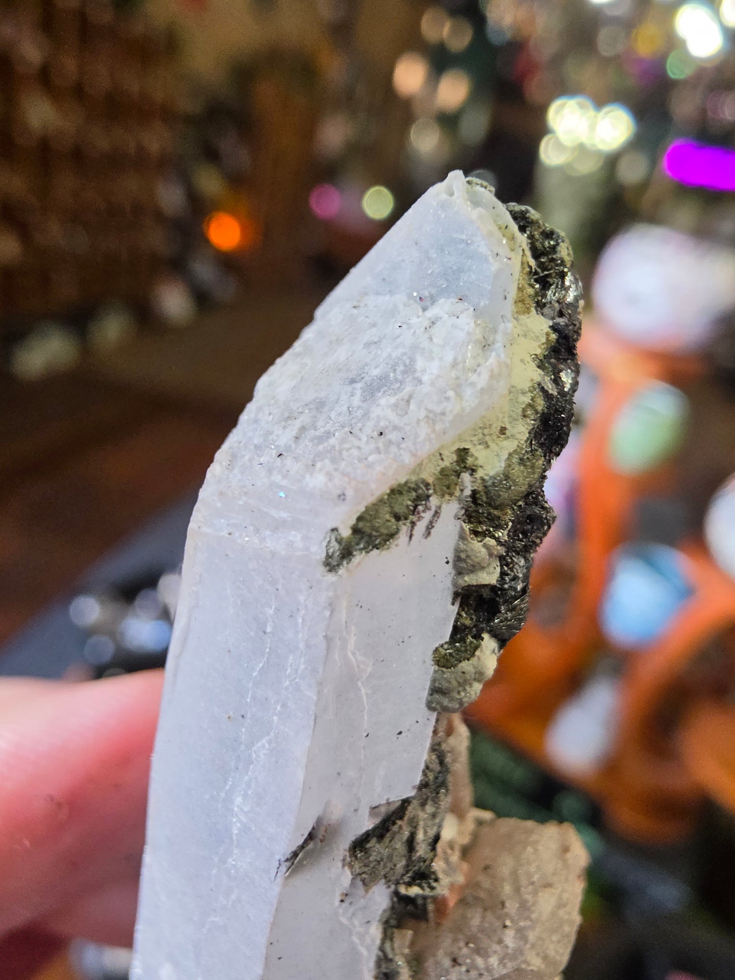 Specular Hematite on Quartz