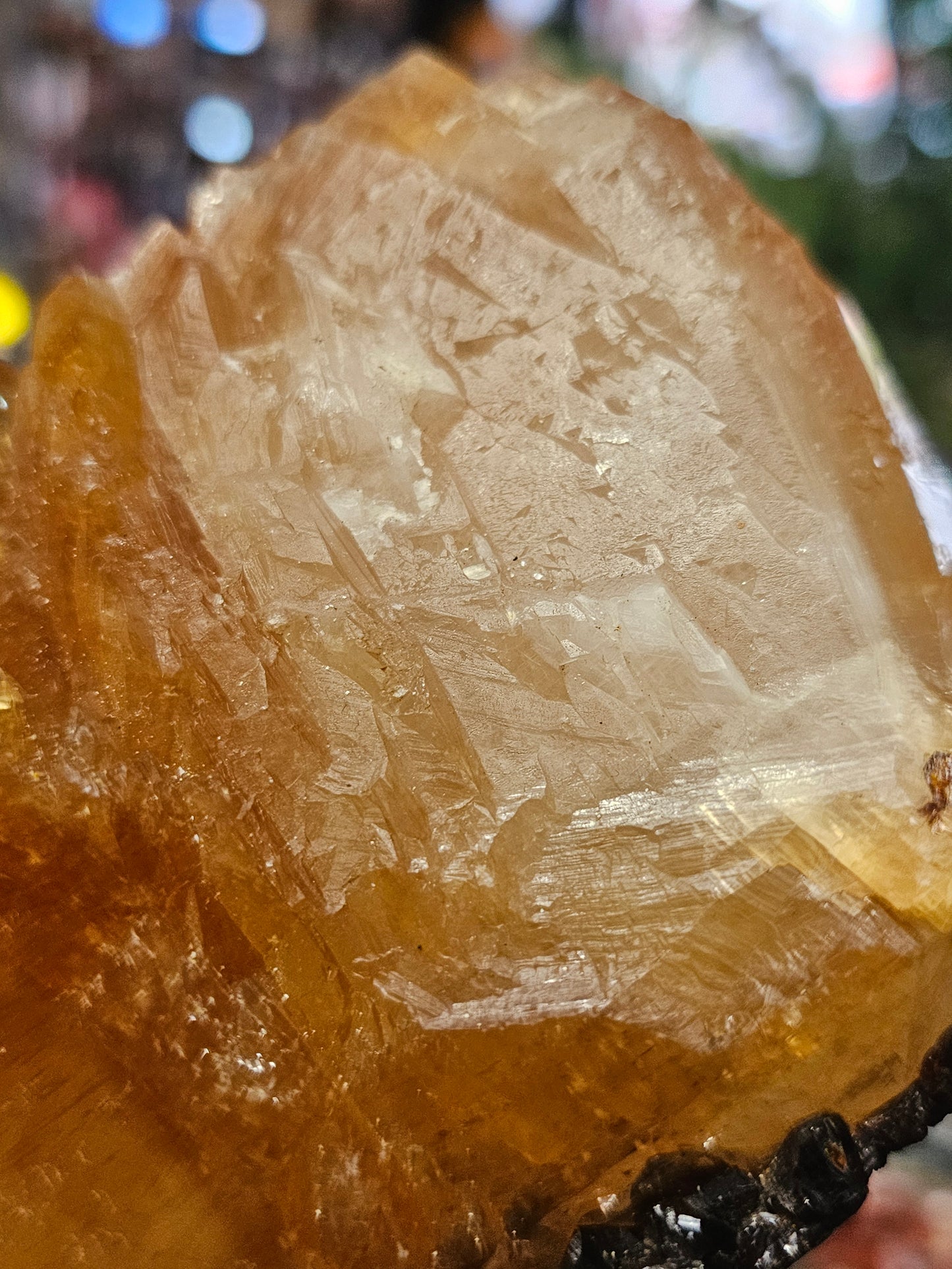 Sphalerite on Calcite