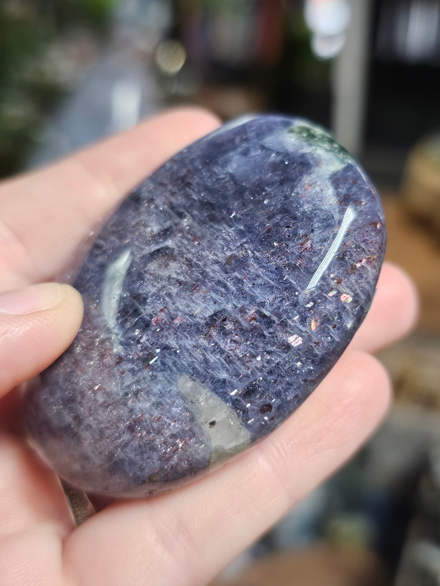 Cordierite Palmstone (lolite)