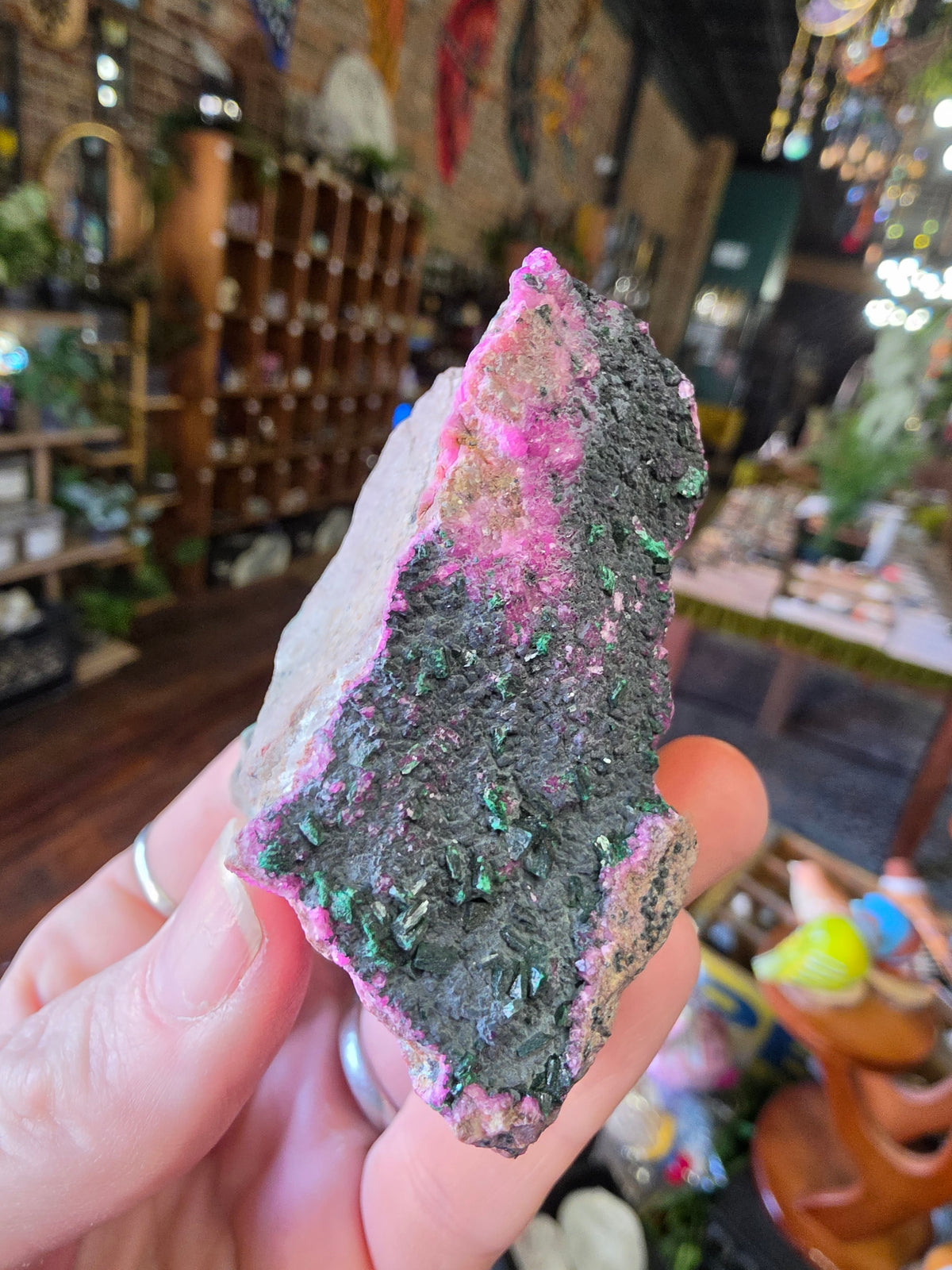 Malachite and Heterogentite on Colbalto Calcite