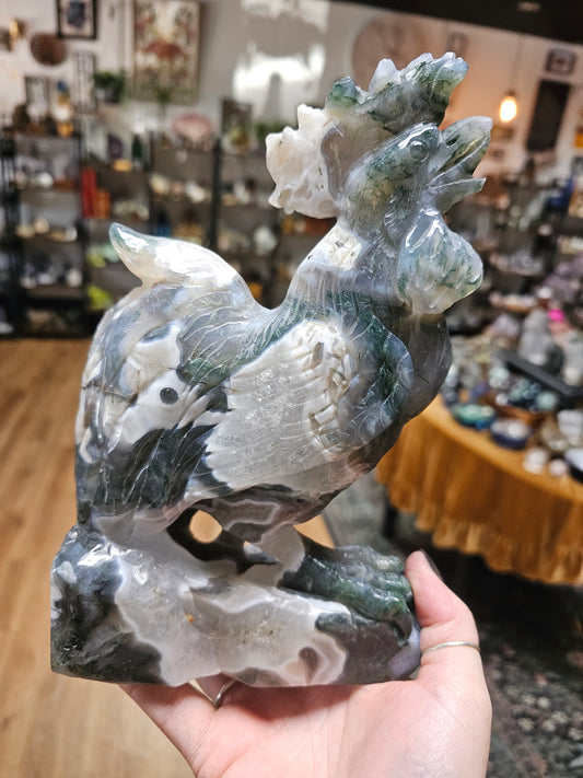 Moss Agate Rooster Carving