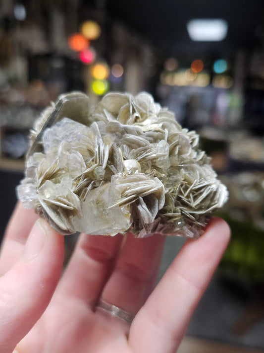Aquamarine on Muscovite