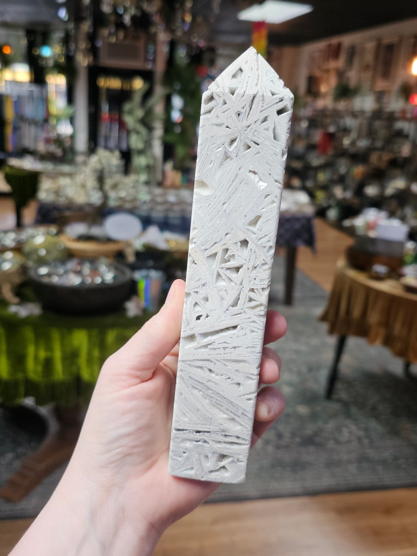 Lattice Lace Agate Tower