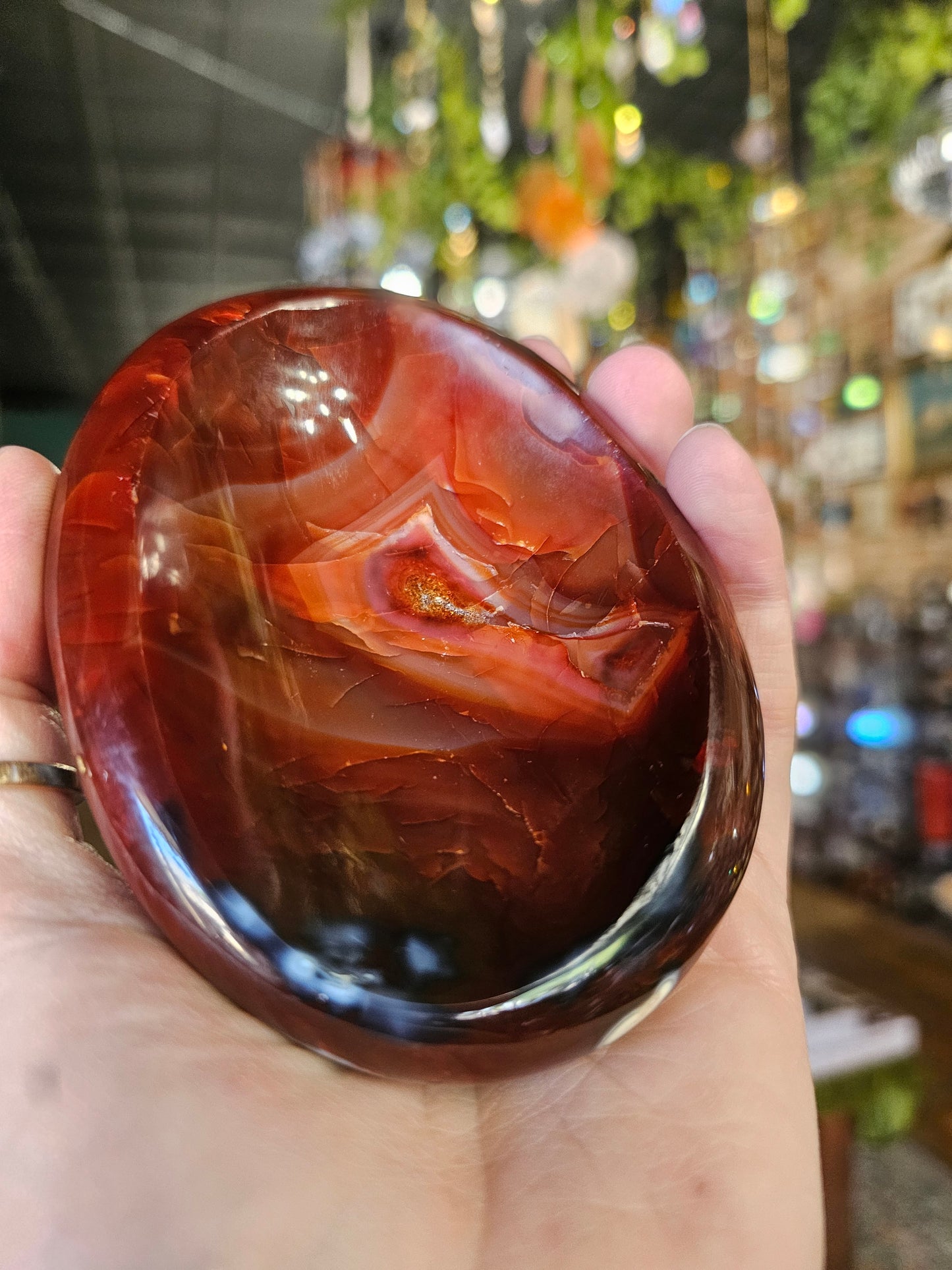 Carnelian Agate On Orca Agate bowl