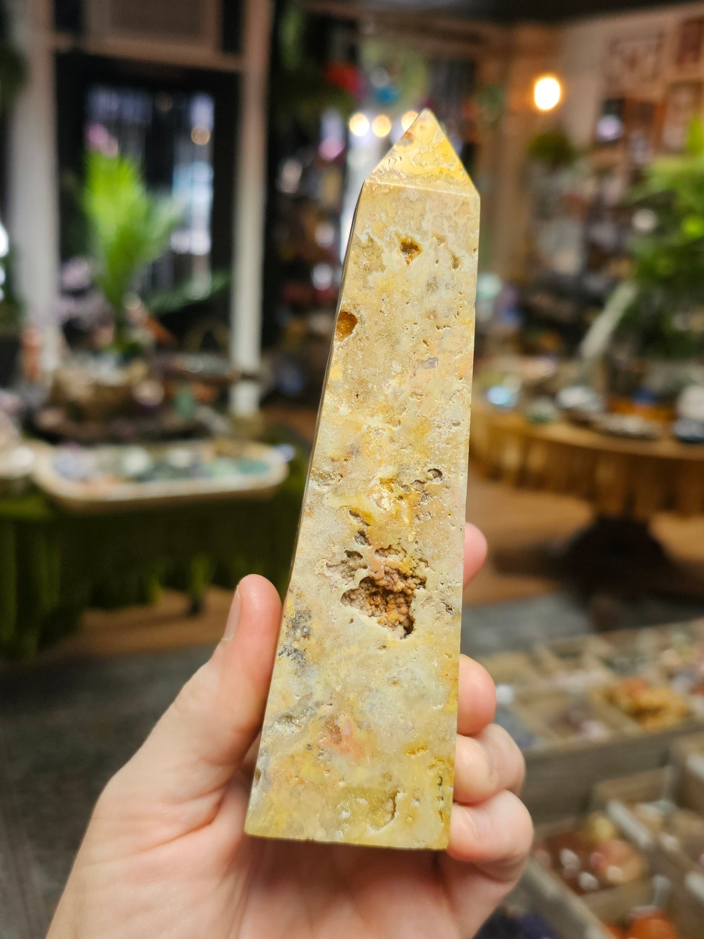 Java Lace Agate tower