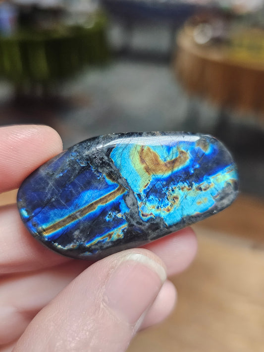 Finnish Spectrolite