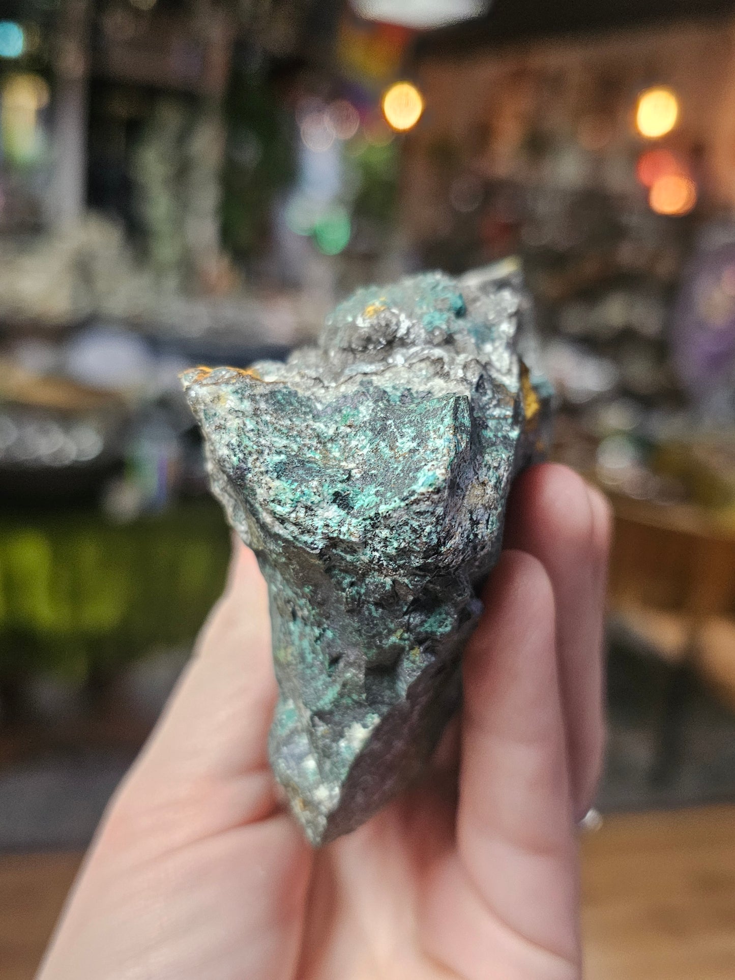 Fluorecent Rosatite and Calcite