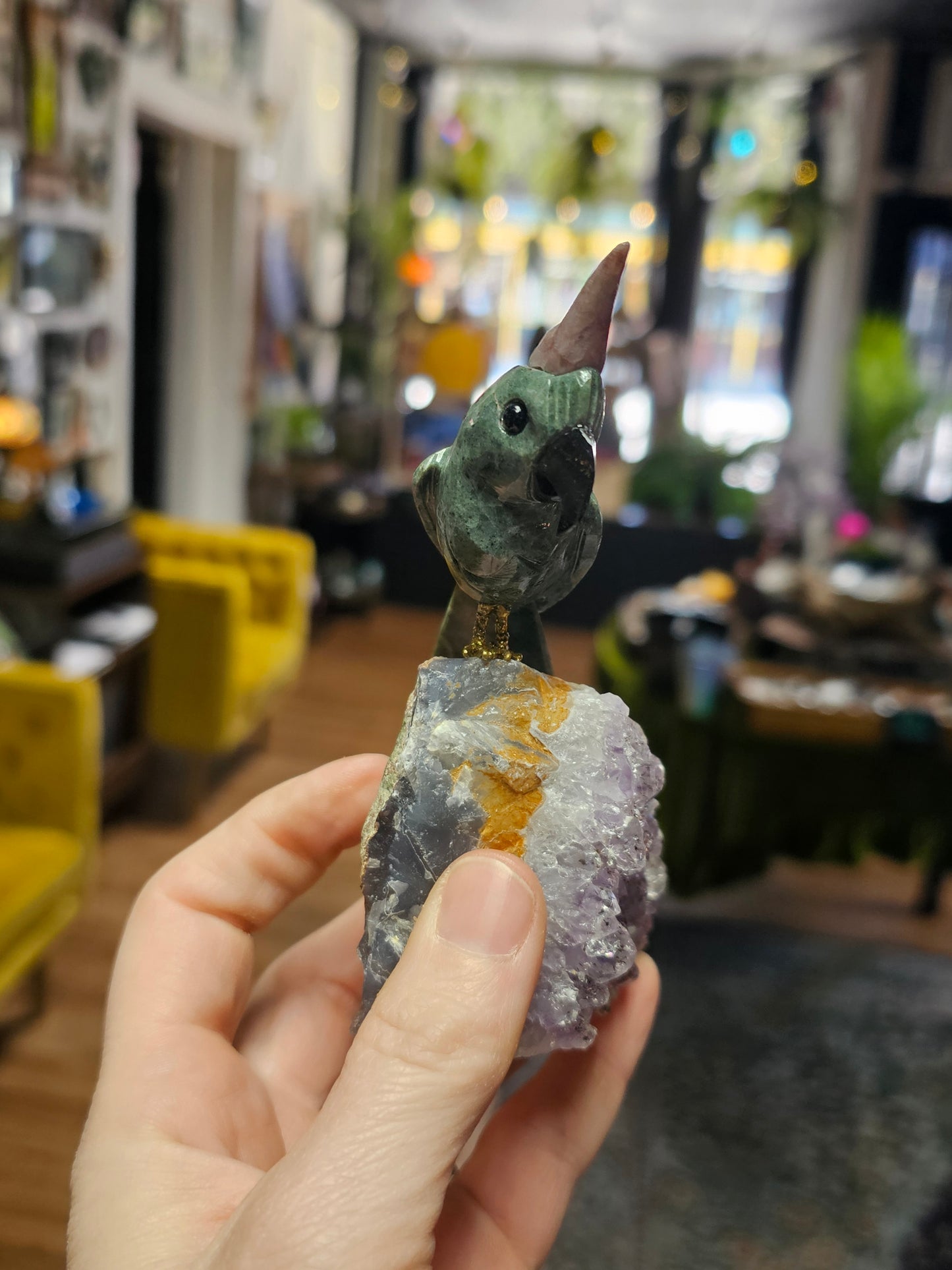 Serpentine Cockatoo Carving on Amethyst Freeform