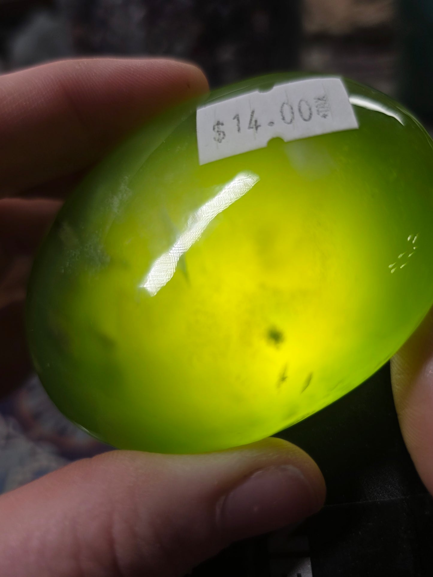 Transparent Serpentine Palm Stone